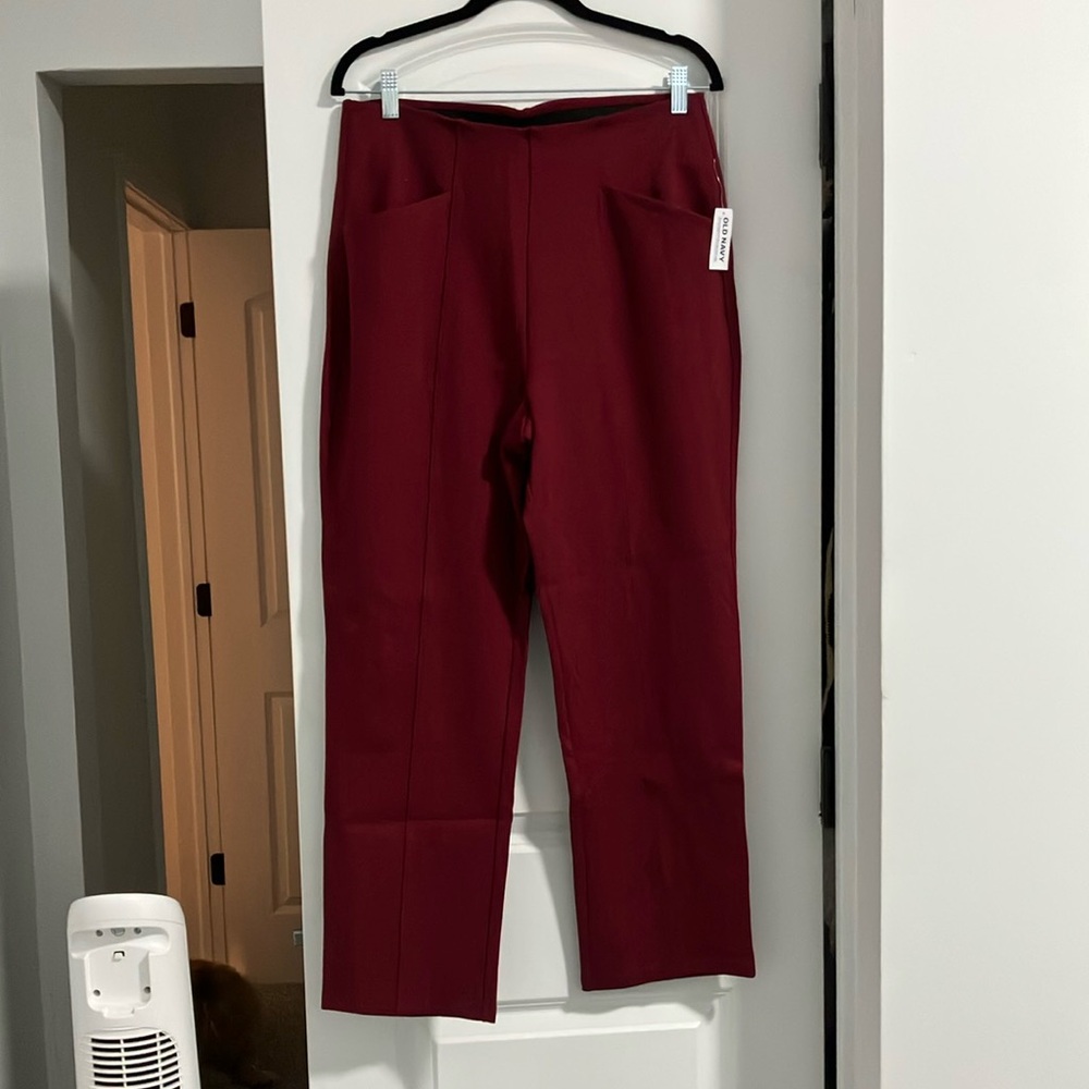 New with Tags Old Navy Straight Leg Pull-On Pants - Burgundy, Size Large